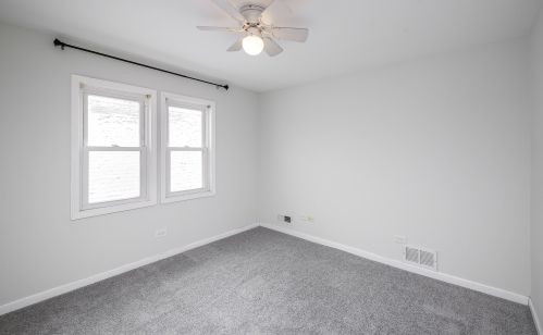 7854 Cressett Dr, Chicago IL 60707-1340 exterior