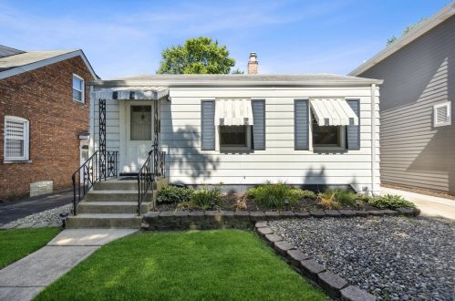 10508 Spaulding Ave, Chicago, IL 60655-2518