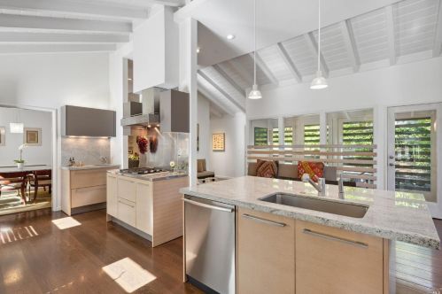 16 Gln Dr, Mill Valley CA 94941-1251 exterior