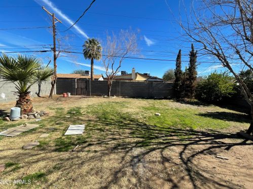 6739 33rd Ave, Phoenix AZ 85041-6332 exterior