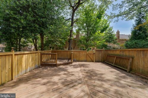 11352 Empire Ln, Rockville MD 20852-2870 exterior