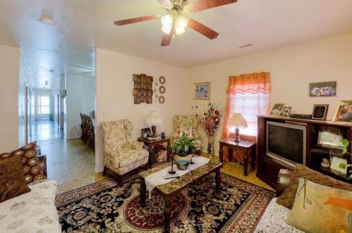 25 Merrick St, Worcester MA 01609-1837 exterior