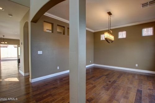 2691 Le Grand Loop, Chandler AZ  85286-1396 exterior