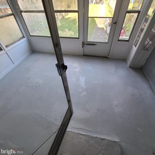 319 Engle St, Chester PA 19013-2509 exterior