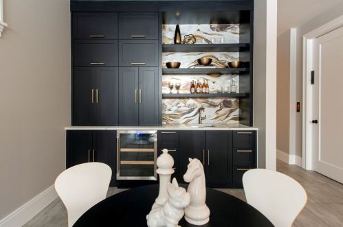 1928 Cleveland Ave, Chicago IL 60614-3749 exterior