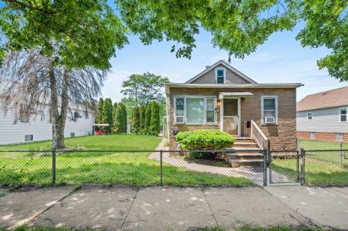 13406 Avenue, Chicago, IL 60633-1530