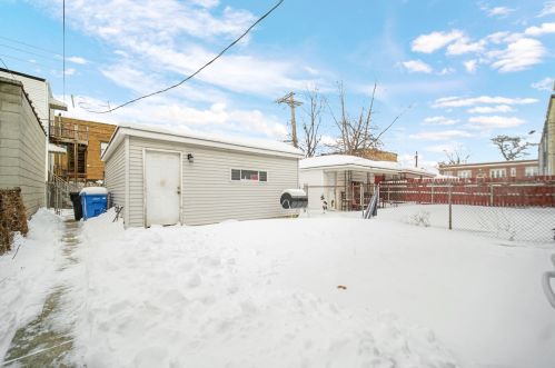 3750 Cermak Rd, Chicago IL  60623-3013 exterior