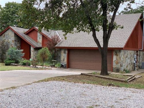 6 Cedar Creek Dr, Shawnee, OK 74804-3338