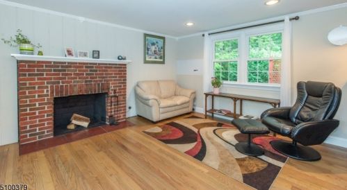 34 Summit Rd, Sparta NJ  07871-1411 exterior