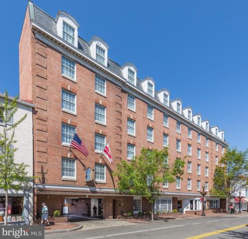 1310 Wisconsin Ave, Washington DC  20007-3396 exterior