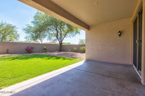 42019 45th Dr, Phoenix, AZ 85086-1445