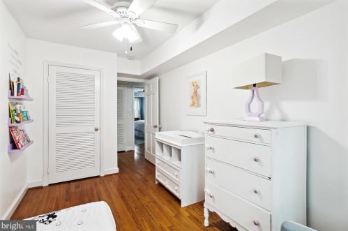 1715 Belle Haven Rd, Alexandria VA  22307-1223 exterior