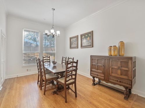 5803 Cedar Cliff Dr, Austin TX  78759-5147 exterior