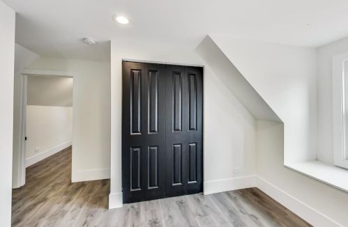 5043 Ainslie St, Chicago IL  60630-2302 exterior