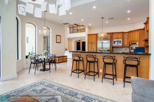 17894 Monte Vis Dr, Boca Raton FL 33496-1057 exterior