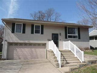 1719 Holiday Dr, Pekin, IL 61554-1924