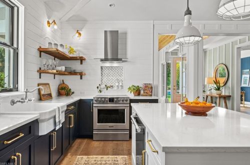 3130 70 St, Naples FL 34105-7201 exterior