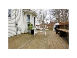 1740 Beaconwood Ave, Cleveland OH  44121-3728 exterior