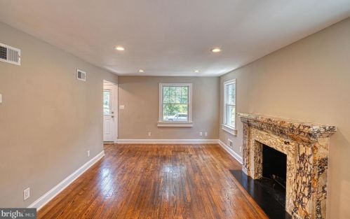 2818 18th St, Washington DC  20018-2402 exterior