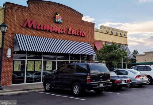 6050 California Cir, Rockville MD 20852-4876 exterior