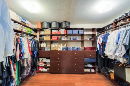 2503 21st Ave, Tampa FL 33605-2302 exterior