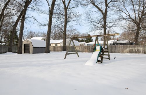 1748 Prince Ln, Meskegon MI  49445-1742 exterior