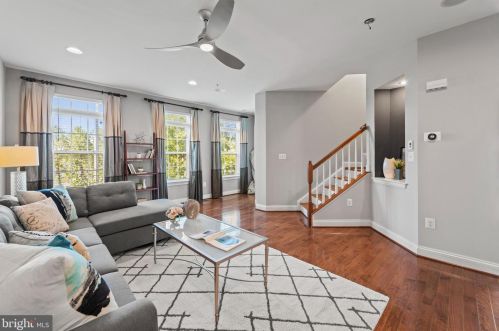 3810 Ft Lincoln Dr, Washington DC 20018-4311 exterior