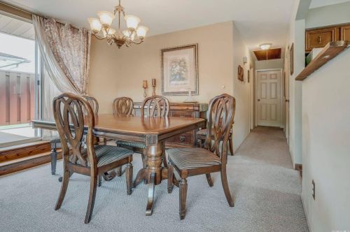 366 Great East Neck Rd, Babylon NY 11704-7616 exterior