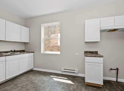 7650 Bishop St, Chicago IL 60620-4127 exterior