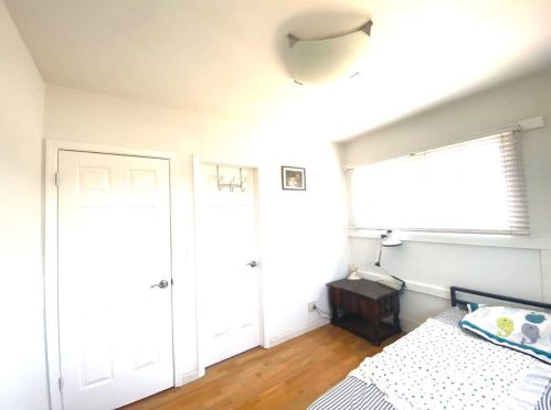 245 L St, Bakersfield CA 93304-1472 exterior