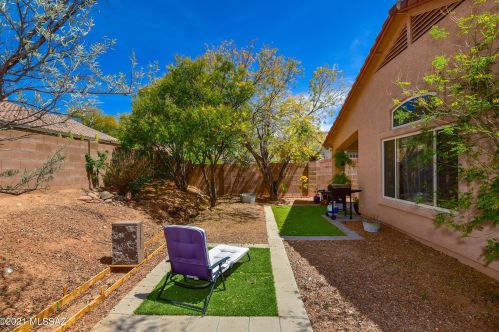 2245 Rio Vistoso Ln, Tucson AZ 85755-1911 exterior