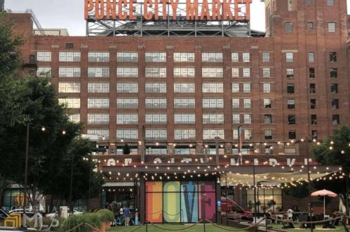 560 Morgan St, Atlanta GA 30308-2821 exterior