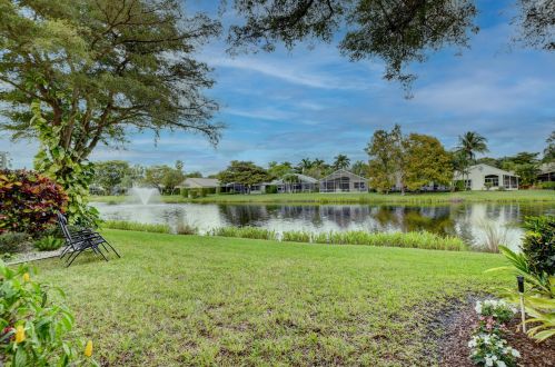 10387 Copper Lk Dr, Boynton Beach FL 33437-5511 exterior