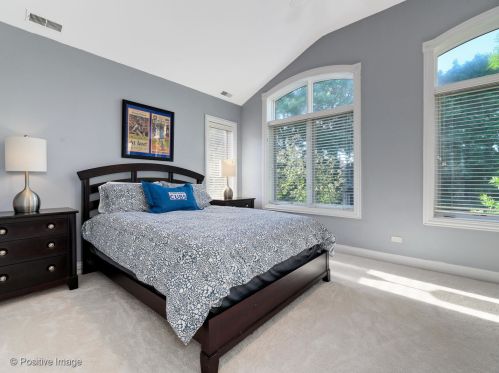 1707 Nelson St, Chicago IL 60657-3027 exterior