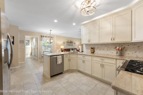 15 Calvary Ct, Jackson Twp NJ 08527-4833 exterior