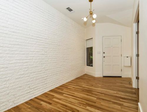 5946 Desco Dr, Dallas TX  75225-1603 exterior