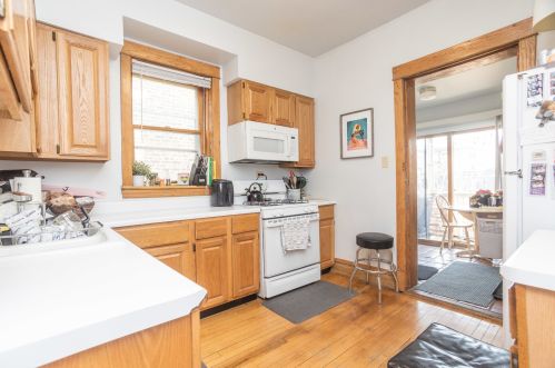 3746 Magnolia Ave, Chicago IL 60626-5305 exterior