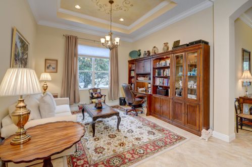 9800 Nuova Way, Fort Pierce FL 34986-2825 exterior