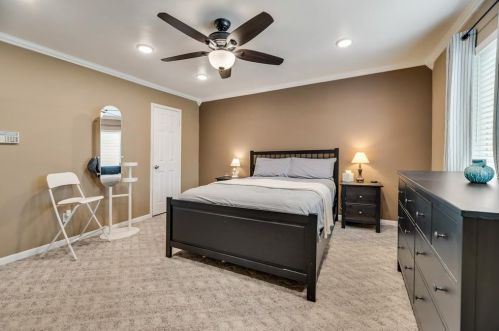 5212 Slay Dr, Frisco TX 75056-1803 exterior