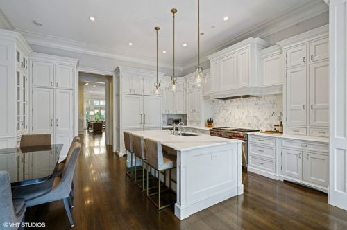 2038 Mohawk St, Chicago IL 60614-4515 exterior