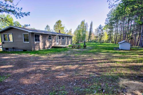 1438 Hwy 120, Ely MN 55731-8217 exterior