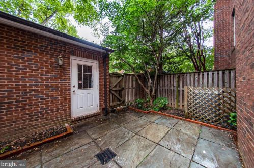 3604 Reservoir Rd, Washington DC  20007-2338 exterior