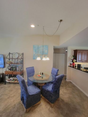 1916 Jamesport Dr, Fort Pierce FL 34953-4353 exterior