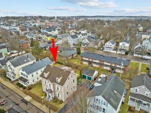 30 Gould St, Middletown RI 02840-2144 exterior