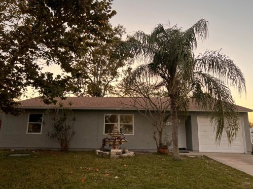 838 Proctor Ln, Fort Pierce FL  34983-2623 exterior