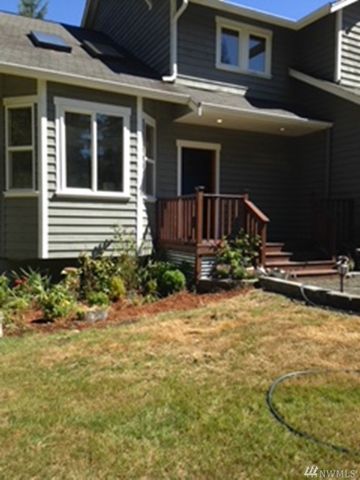 5572 Gross Rd, Bremerton, WA 98312-9597