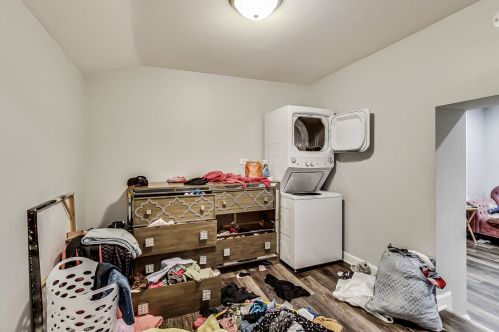 2338 18 Pl, Chicago IL 60608-2560 exterior