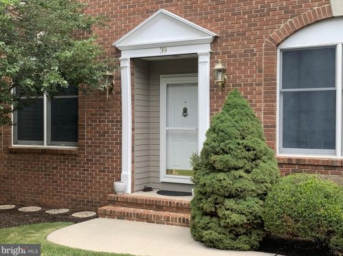 39 Stonewall Cir, Princeton, NJ 08540-1441