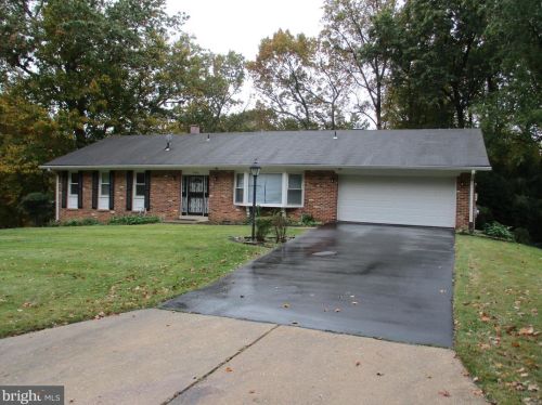 11928 Viewcrest Ter, Silver Spring MD  20902-1553 exterior