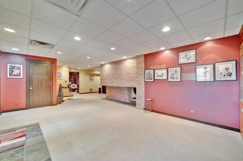 7611 Oakridge Ct, Bull Valley IL 60012-1600 exterior